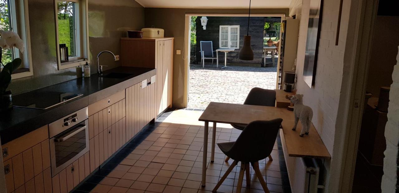 Holiday home Gastenverblijf Goudswaard